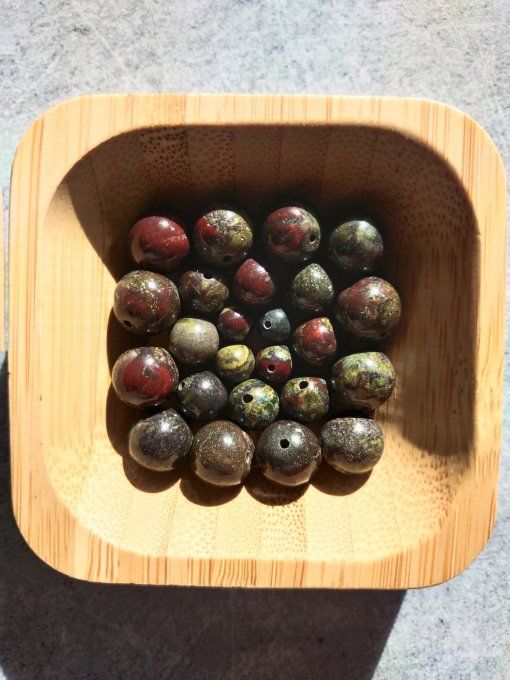 Perle Jaspe sang de dragon à l'unité