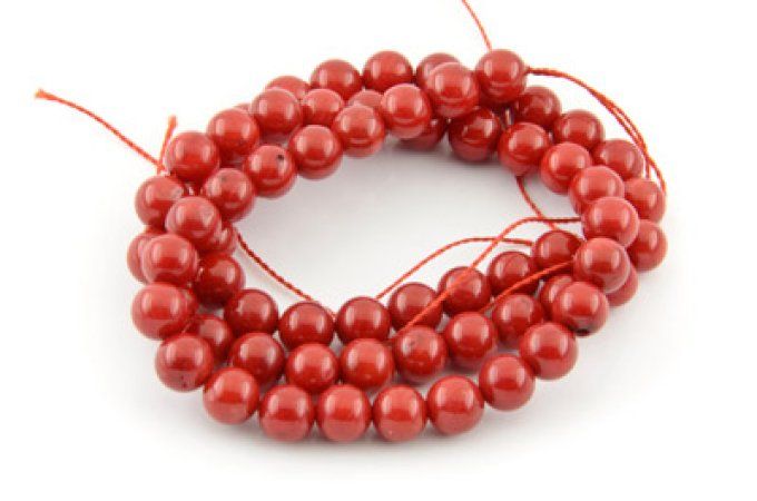 Perles Corail rouge au fil
