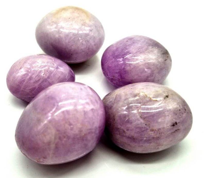 Pierre rouler Kunzite