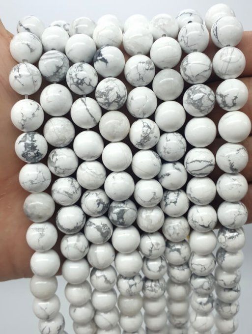 Perles Howlite au fil