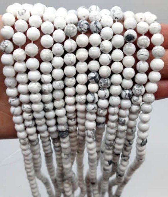 Perles Howlite au fil