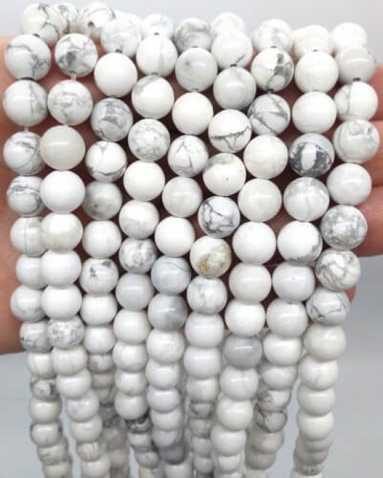 Perles Howlite au fil