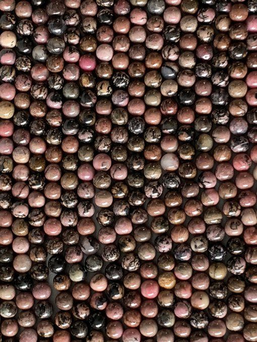 Perles Rhodonite au fil