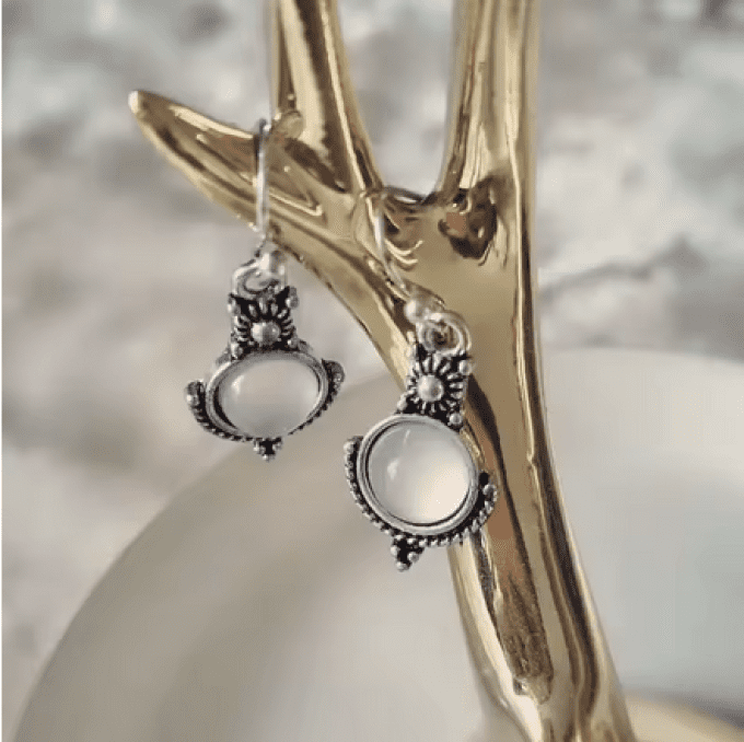 Boucle d'oreille opaline