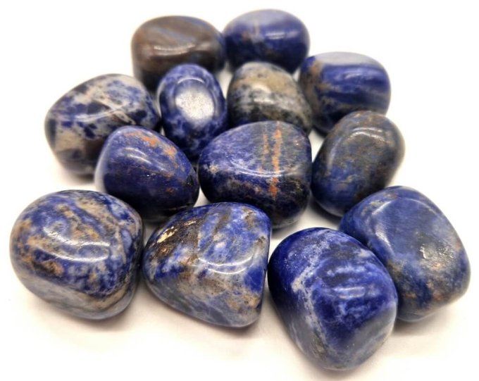 Pierre rouler Sodalite