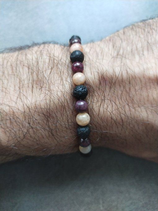 Bracelet Grenat / Pierre de lave / Pierre du soleil